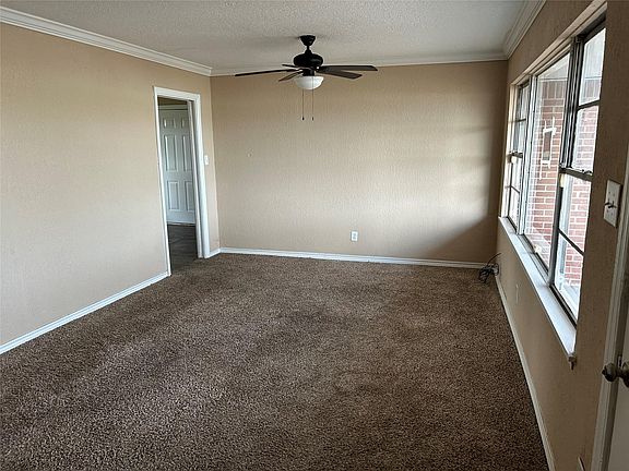 5th image of 6022 Bellfort St