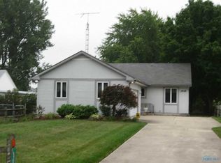 3636 Starr Ave, Oregon, OH 43616