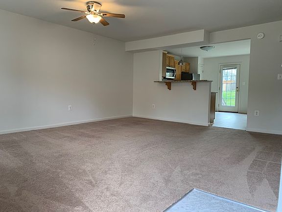 3rd image of 115 Merrill Ct