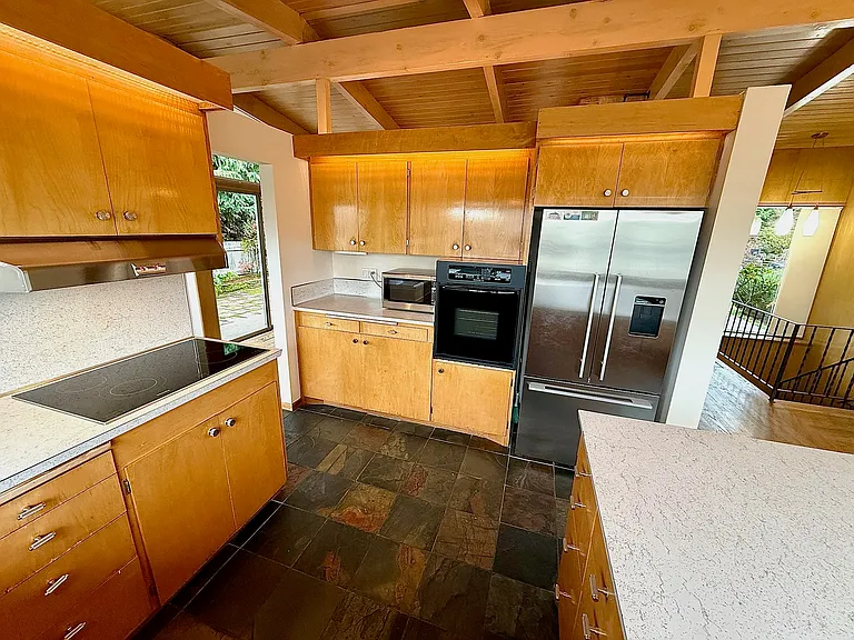 4150 32nd Ave SW — Photo 6