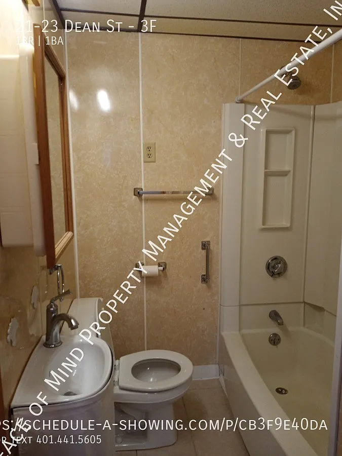 Cute & Cozy 1 bedroom on 3rd floor, ONLY $1,200! — Photo 4
