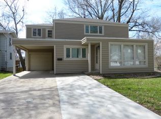 217 Morningside Dr, Pella, IA 50219