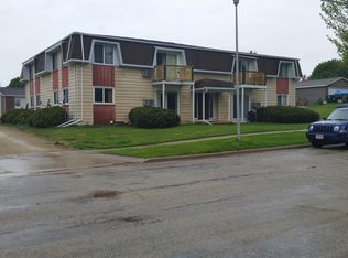 601 Melanie Ln APT 1, Ripon, WI 54971