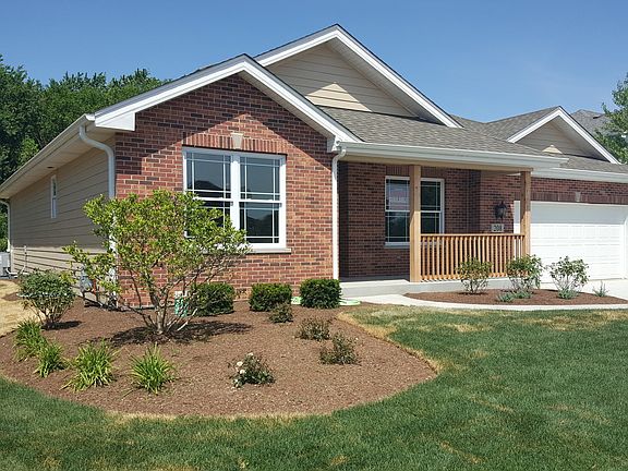 2nd image of 208 Wesley Dr
