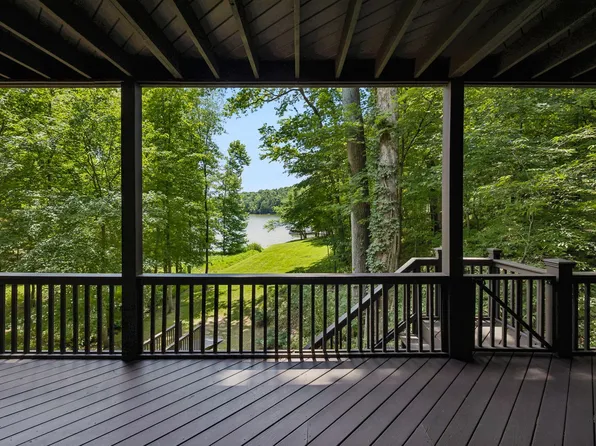 1012 S Wrights Ct, Gallatin, TN 37066