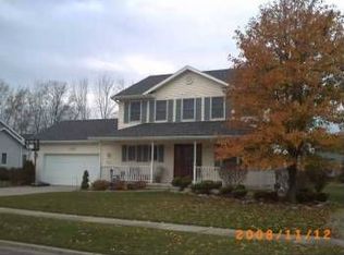 11909 Millstone Dr, Grand Ledge, MI 48837