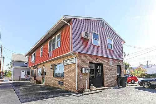 11 Poplar St Photo 1