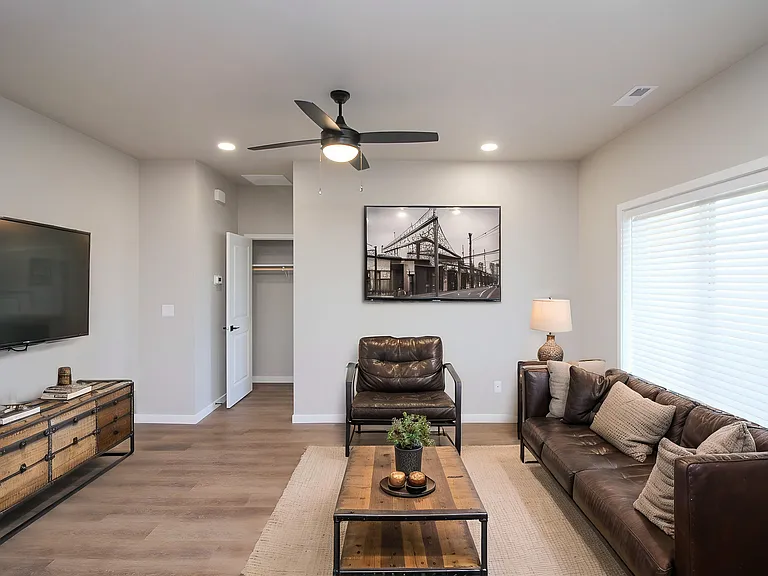 River Park Townhomes — Photo 26