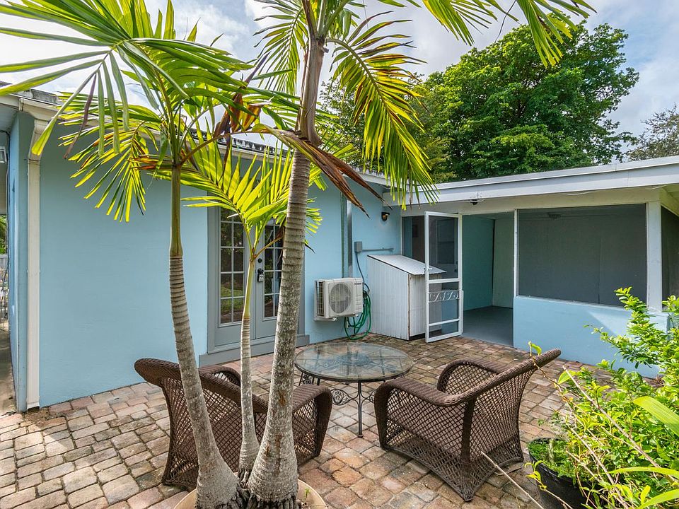 1st image of 125 NW 25th St #127B