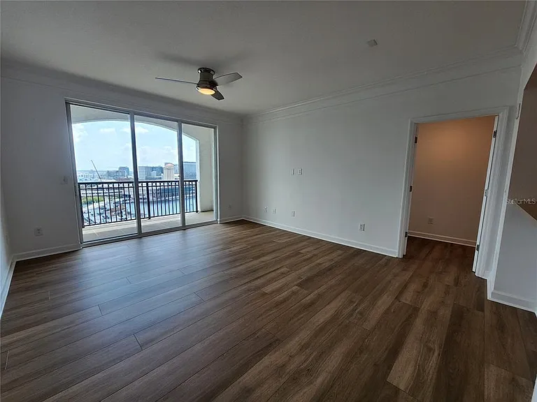 345 Bayshore Blvd #P6 — Photo 16