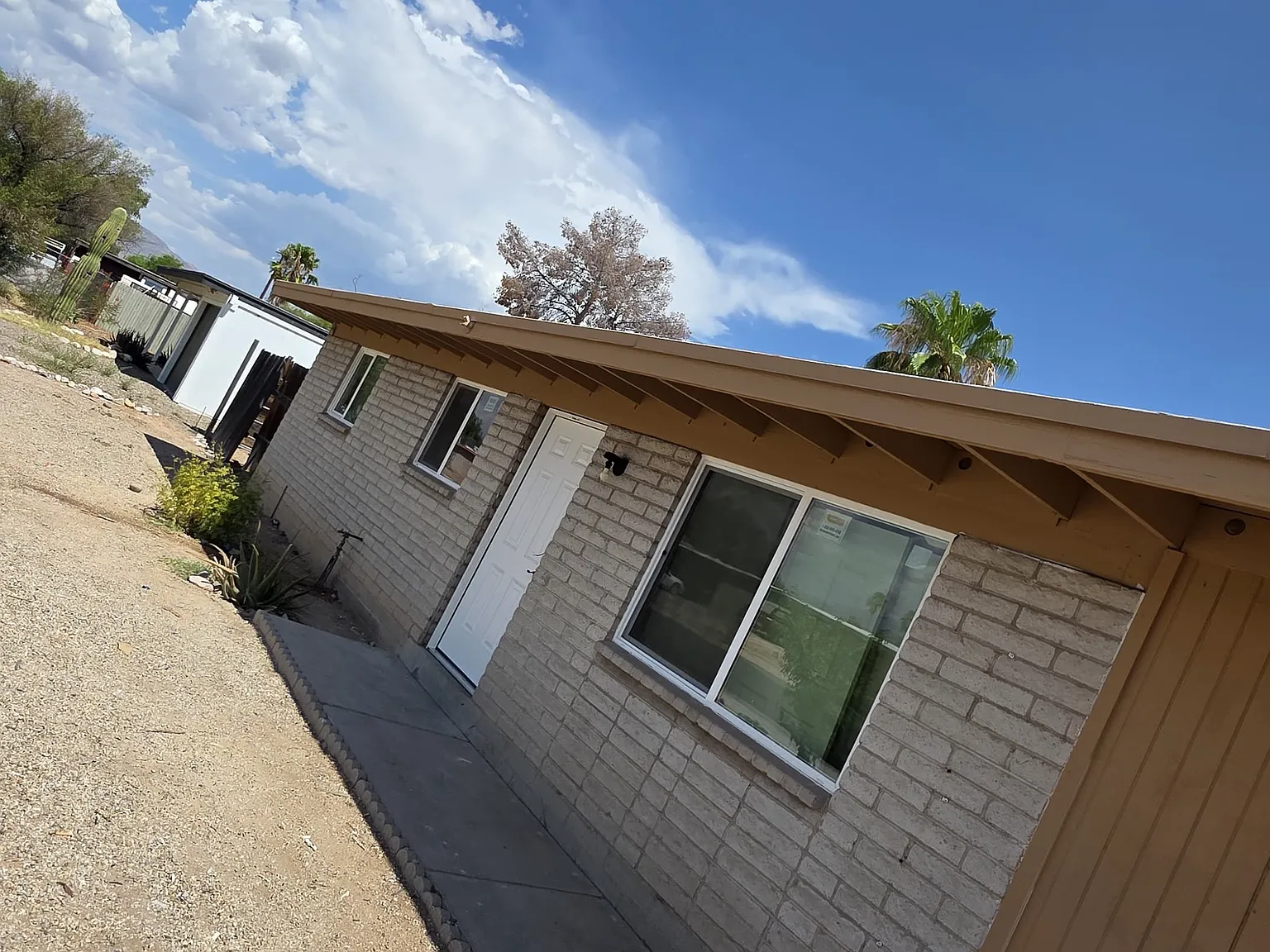 4 bed, 1231 sqft, $1,850 — Photo 4