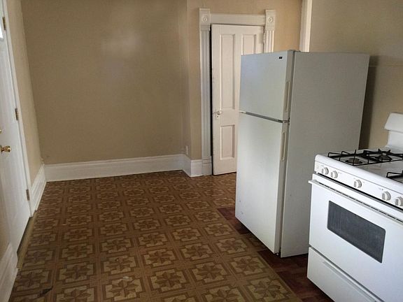 4th image of 140 W 4th St APT 8A