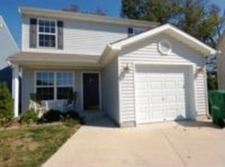 6436 Cottagemeadow Dr, Louisville, KY 40218
