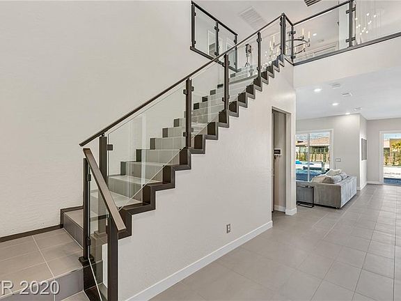 5th image of 10274 Jade Gardens Dr