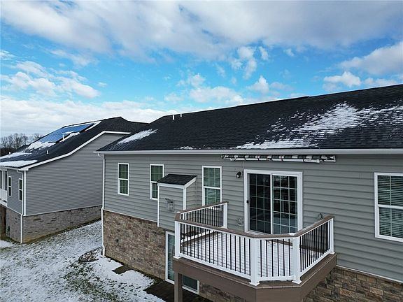 4th image of 104 Spyglass Dr
