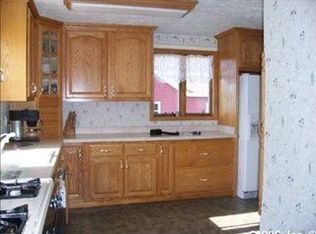 113 W Elm St, Wampsville, NY 13163