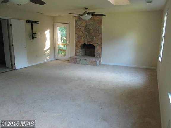 4th image of 37017 W Lakeland Dr