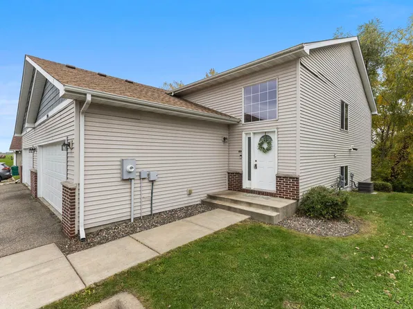 206 Rock Brook Blvd, Montrose, MN 55363