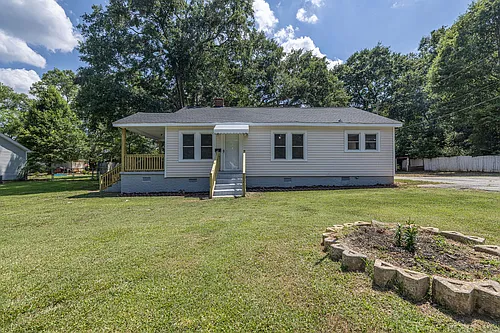 121 Moore St Photo 1
