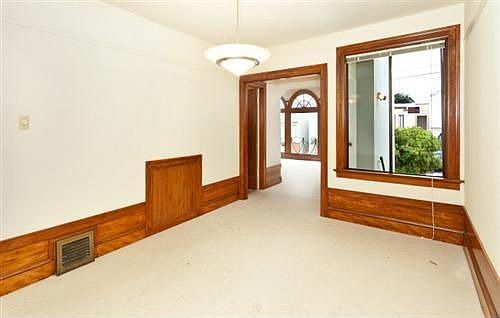 5th image of 734 45th Ave