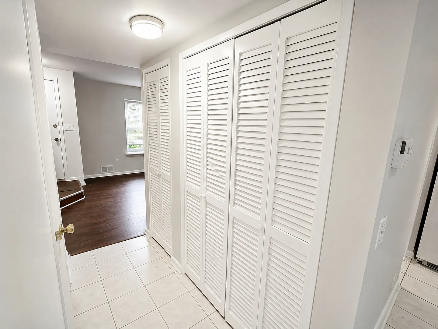 164 Woodlake Manor — Photo 2