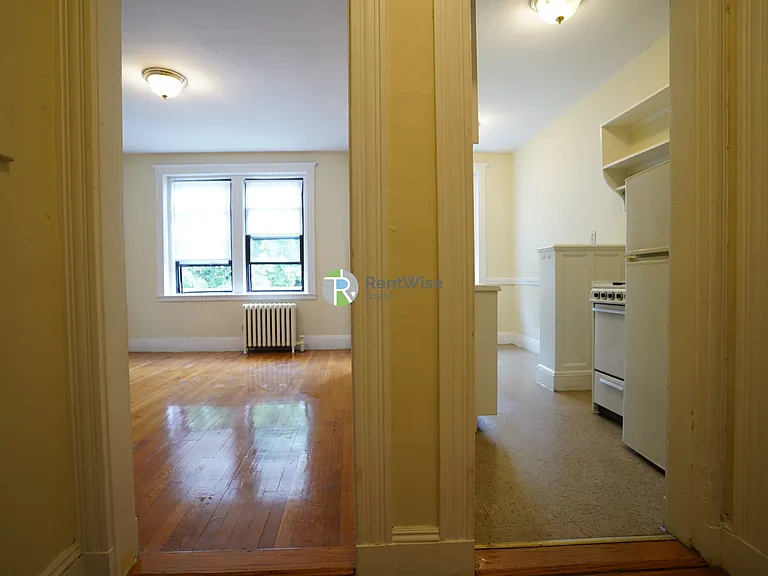 185 Chestnut Hill Ave — Photo 1