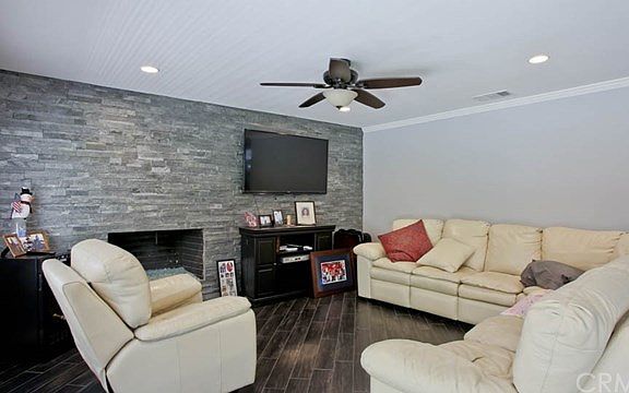 5th image of 13919 Olivewood Ave