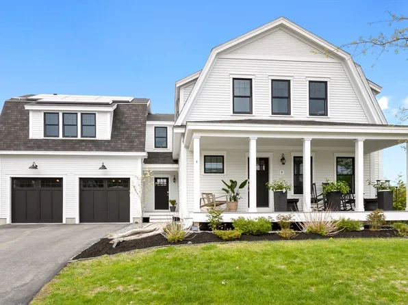 4 Gabaree Ct, Newburyport, MA 01950