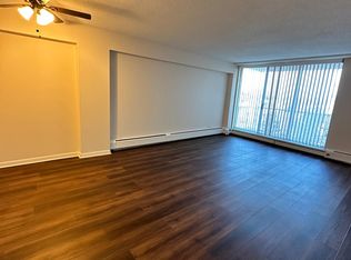 2200 S Stewart Ave APT 4E, Lombard, IL