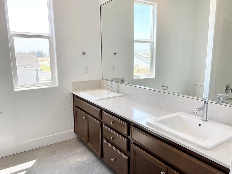 5817 E Truman Ave — Photo 17