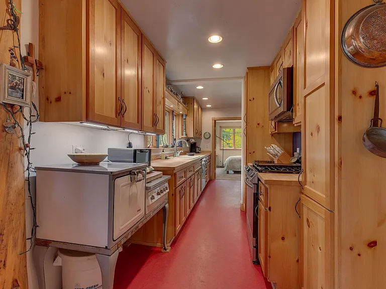 625 Tunnington Dr — Photo 4