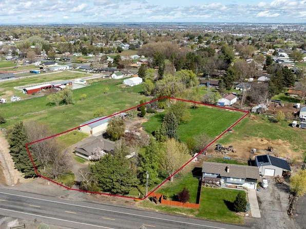 108 W 45th Ave, Kennewick, WA 99337