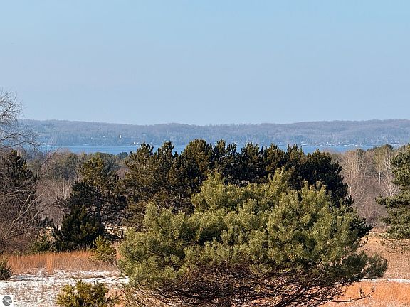 4th image of Helena Rd