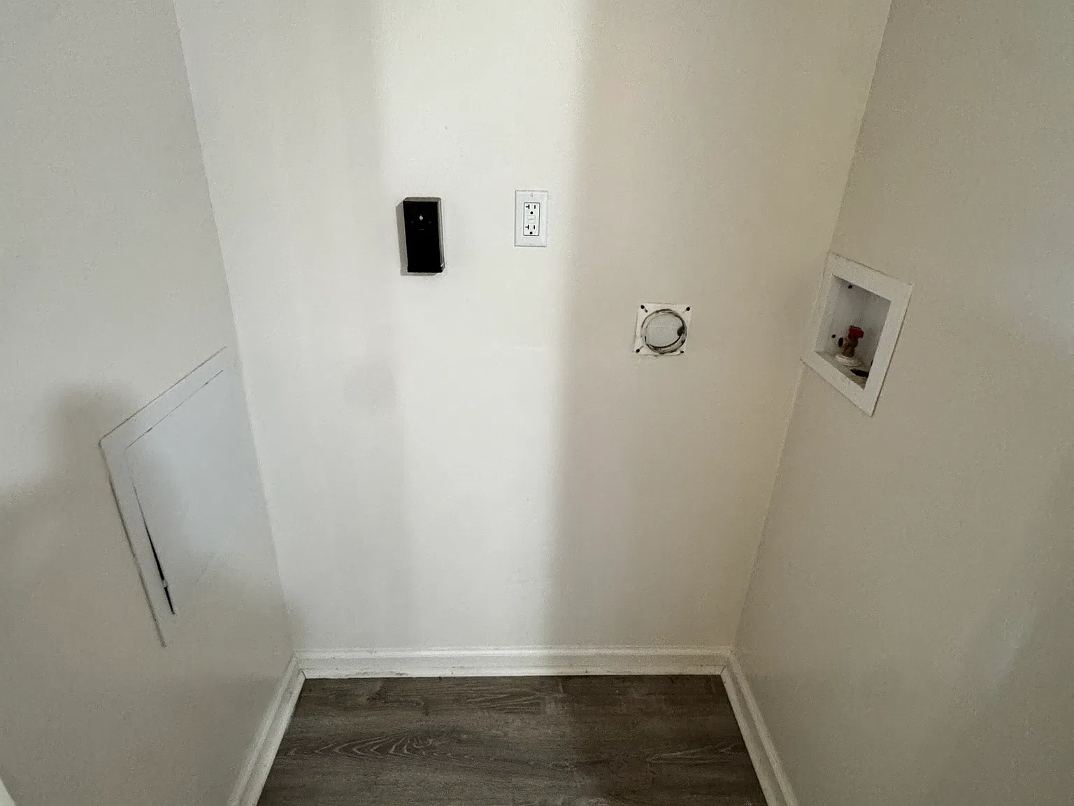 2 bed, 1.5 bath, $1,275 — Photo 3