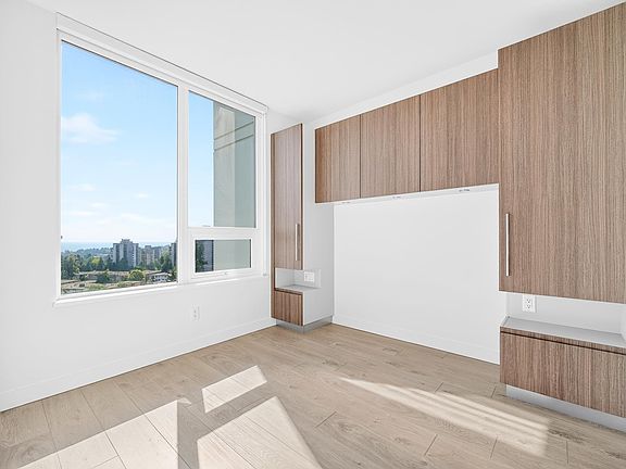 4th image of 6463 Silver Ave #1406