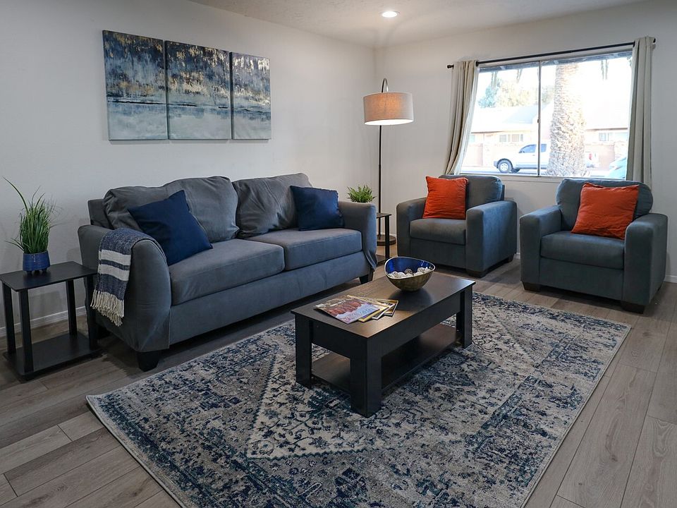 1st image of 328 E Dunbar Dr #17242991
