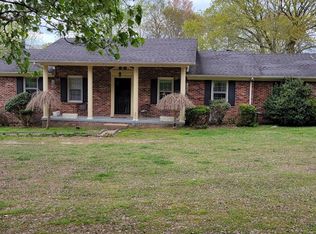 2775 Divider Natchez Trace Rd, Camden, TN 38320