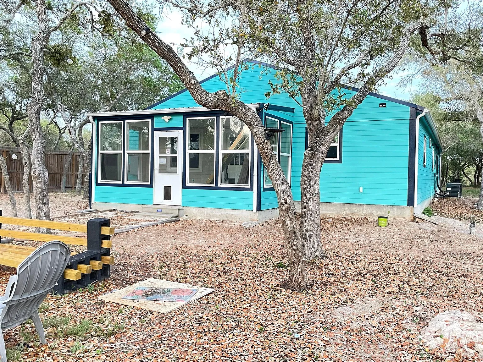 3 bed, 2.5 bath, 1500 sqft, $2,300 — Photo 1