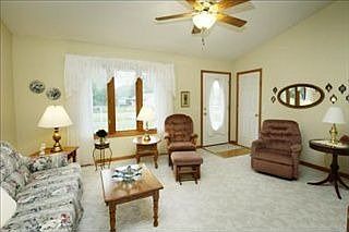 3rd image of 35715 Margurite Ln