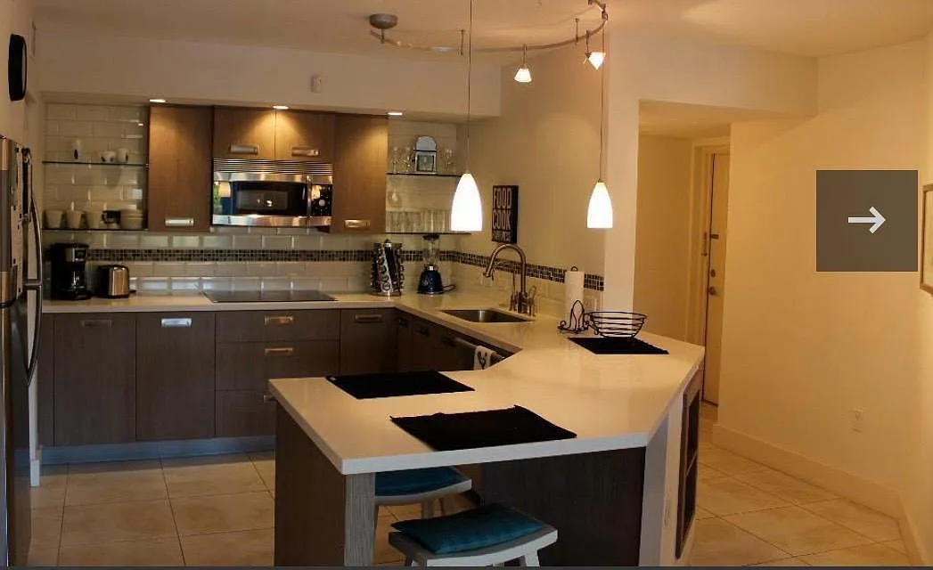 3 bed, 2.0 bath, 1233 sqft, $3,000 — Photo 3