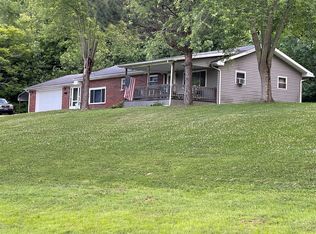 115 Shepherd Pl, Clarington, OH 43915
