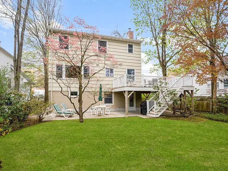 52 Wendt Ave — Photo 15