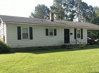 313 S Johnson St, Mount Olive, NC 28365