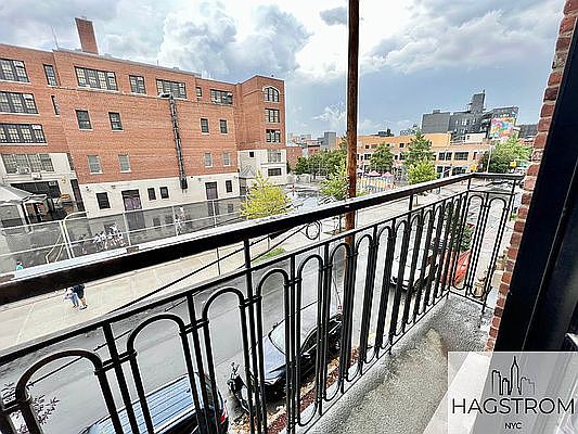 5th image of 212 N 4th St #2BB