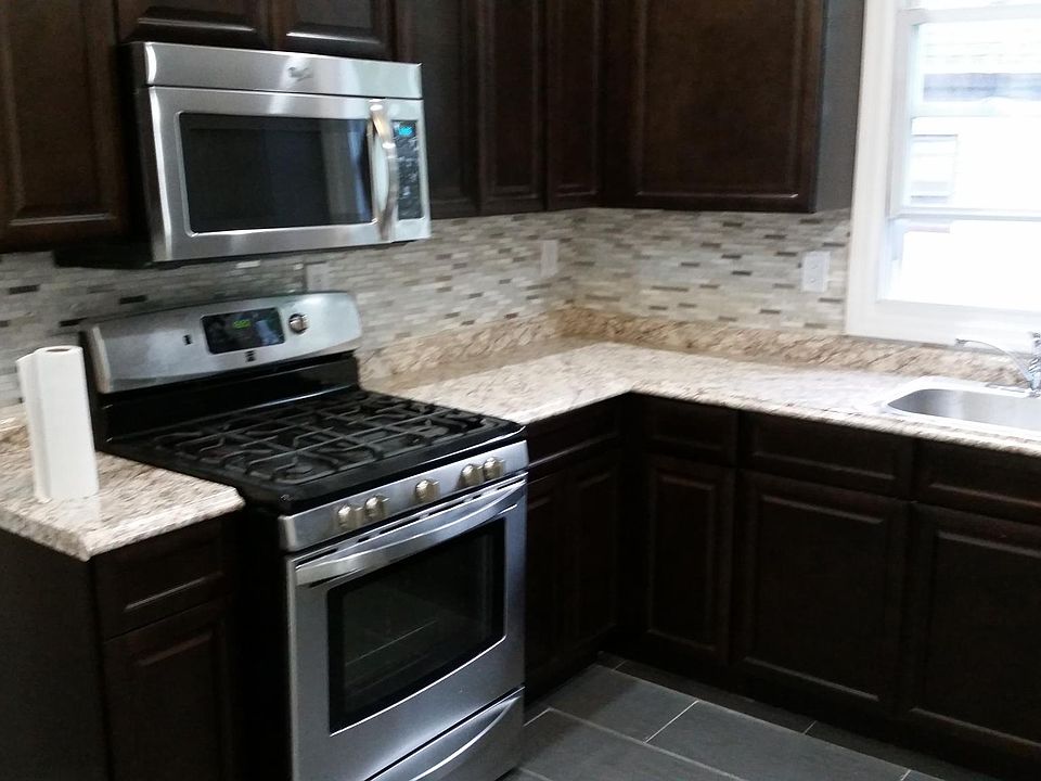 1st image of 48 Hazelwood Ave #2