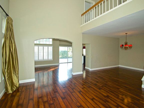 2nd image of 1020 Amberton Ln