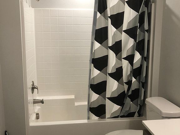 5th image of 2920 Ramona Ave #2214D