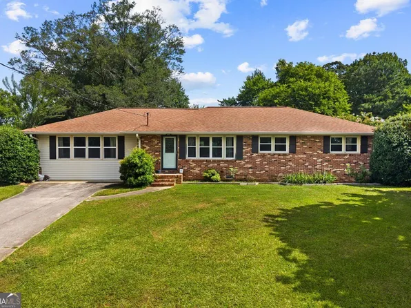 8 Cameo Dr, Rome, GA 30165