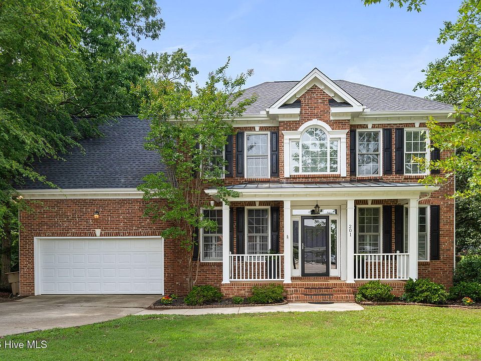 1st image of 201 Sarazen Drive