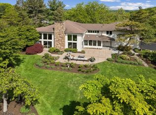 39 Eagle Nest Rd, Morristown, NJ 07960